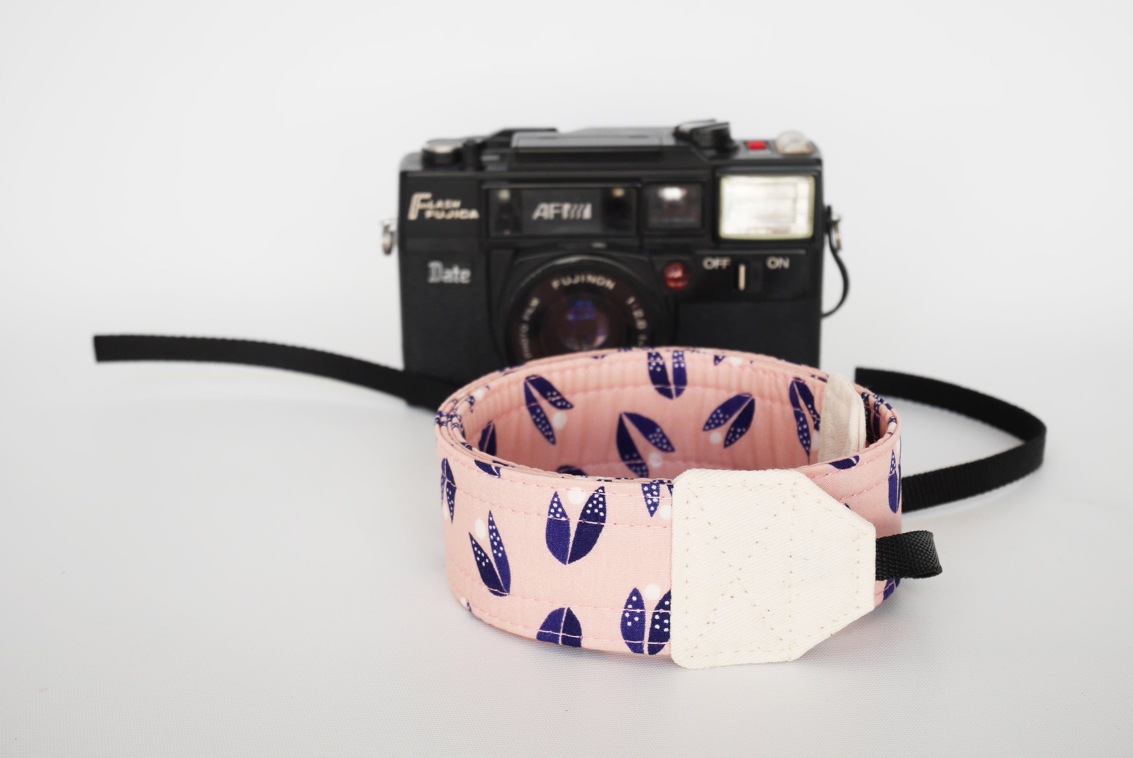 Pink DSLR strap, camera neck strap, organic cotton strap, Canon, Nikon